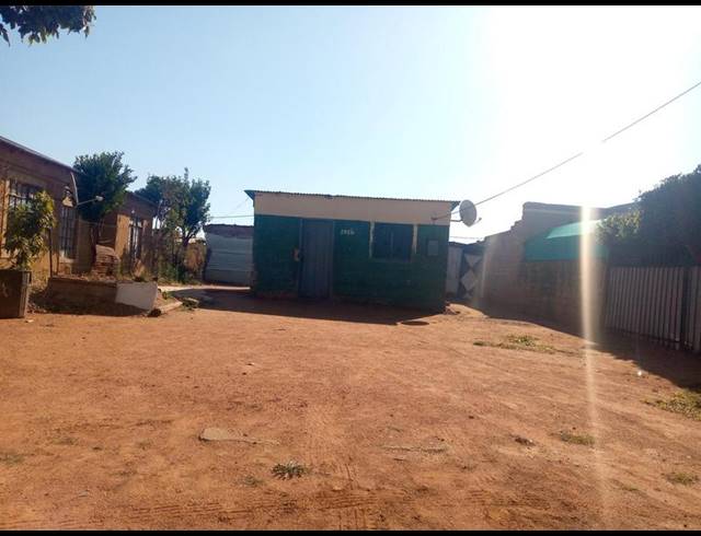 2 BEDROOM HOUSE FOR SALE IN TEMBISA STATION